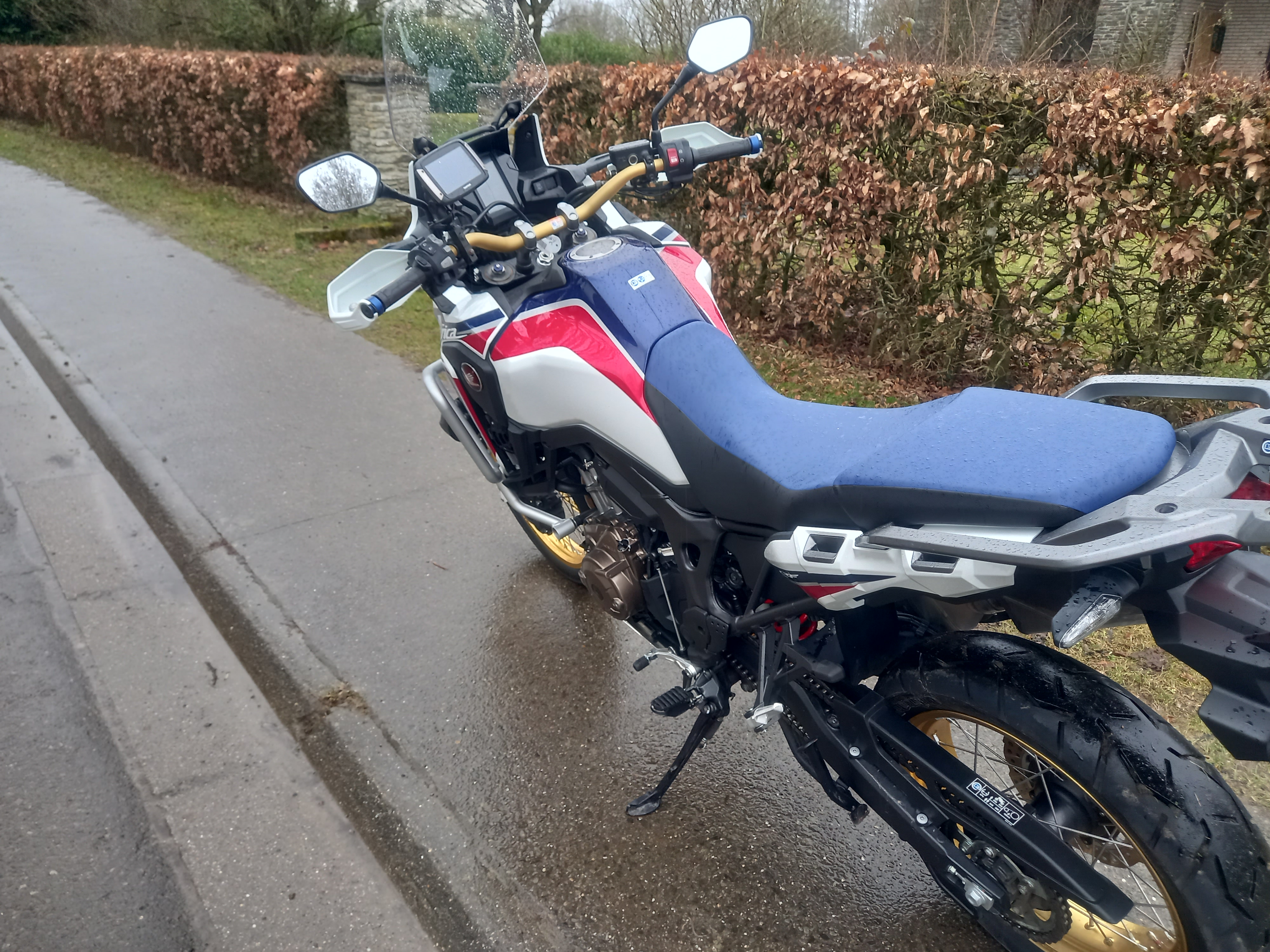 africa-twin-4-670e9e87.jpg