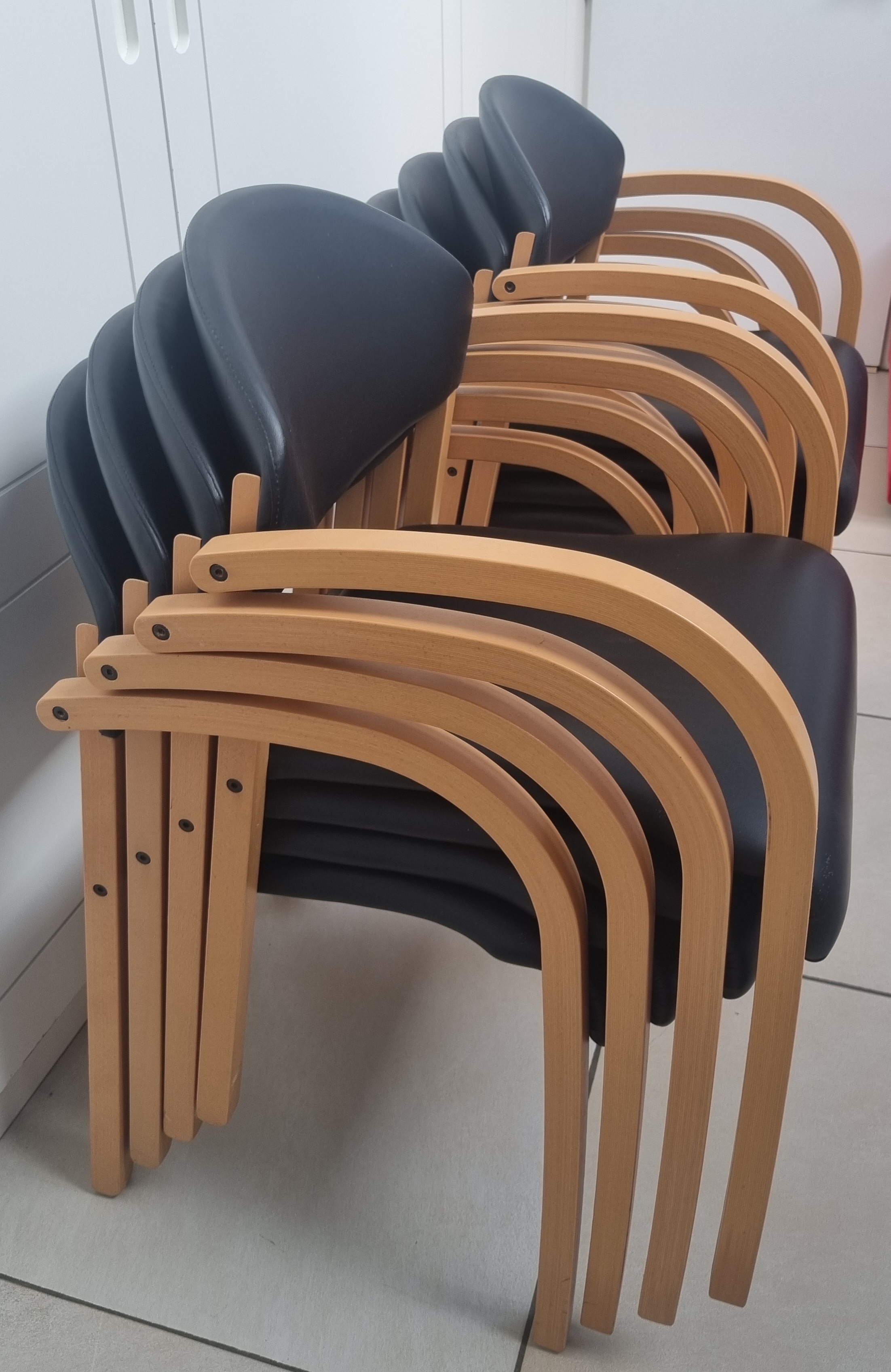 chaises-3-732144e5.jpg