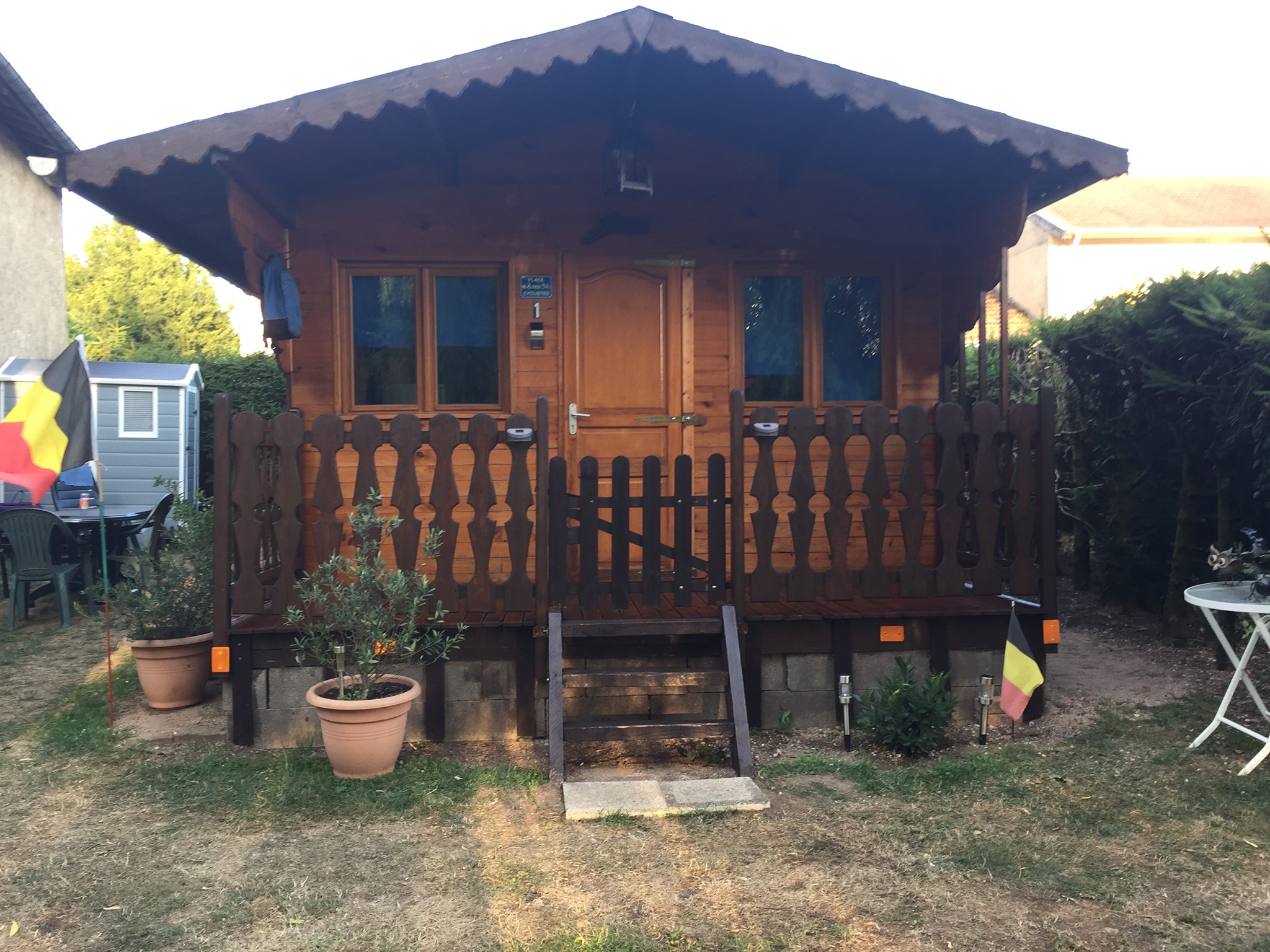 chalet-1-e80cece9.jpg